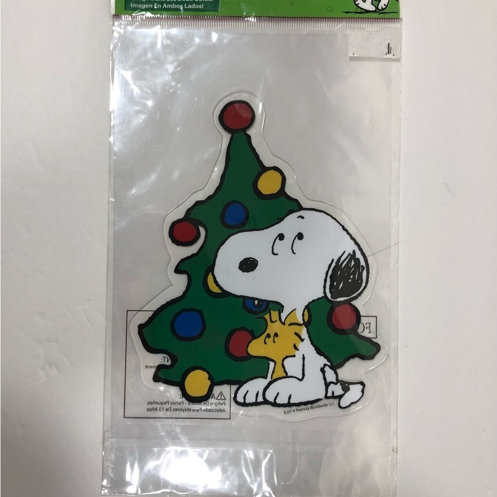 Snoopy Window Cling - Picture 8 of 9